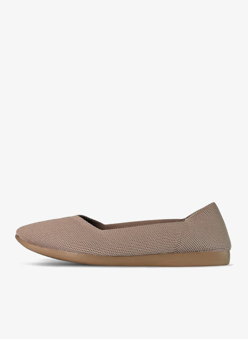 Comfortable and durable Closed-Toe Flat Shoes - Cloud Edition