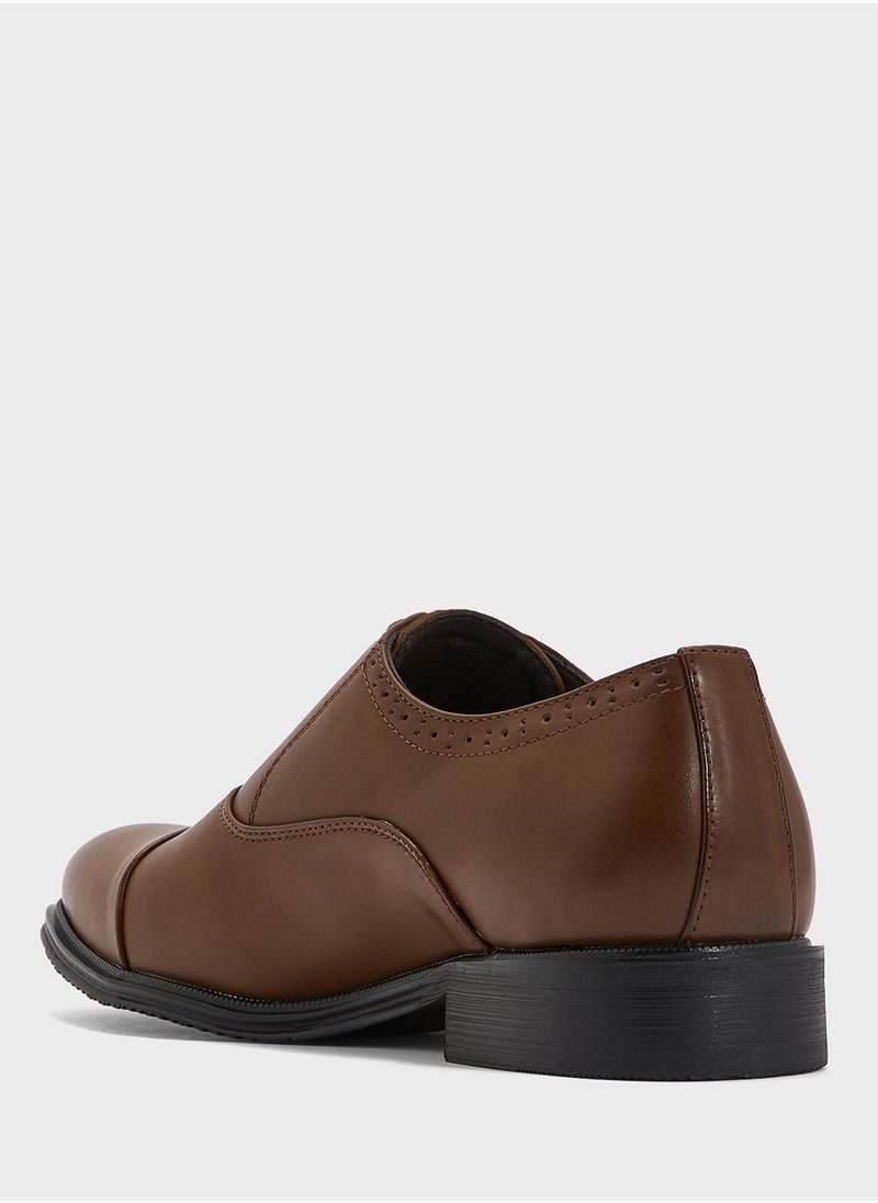 Robert Wood Classic Oxford Lace Ups  - Image 2