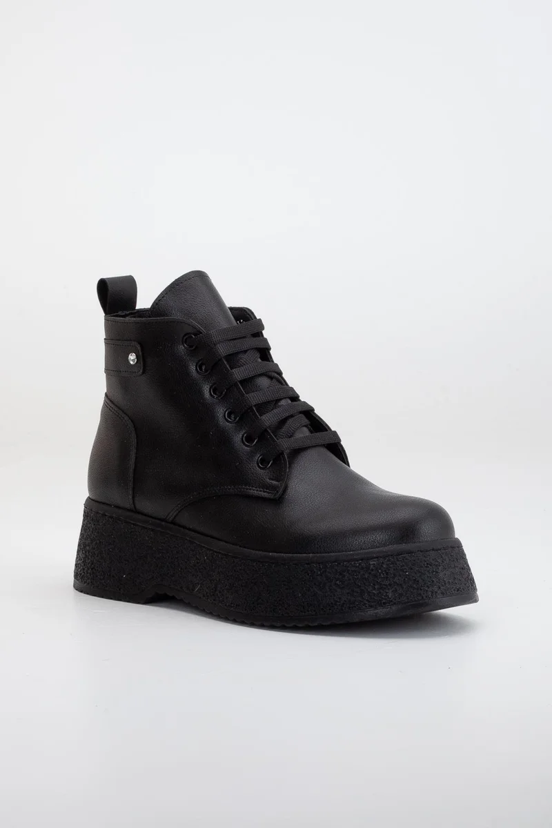 Dilimler Ayakkabı Women's Boots Thick Sole Black Leather Lace Up