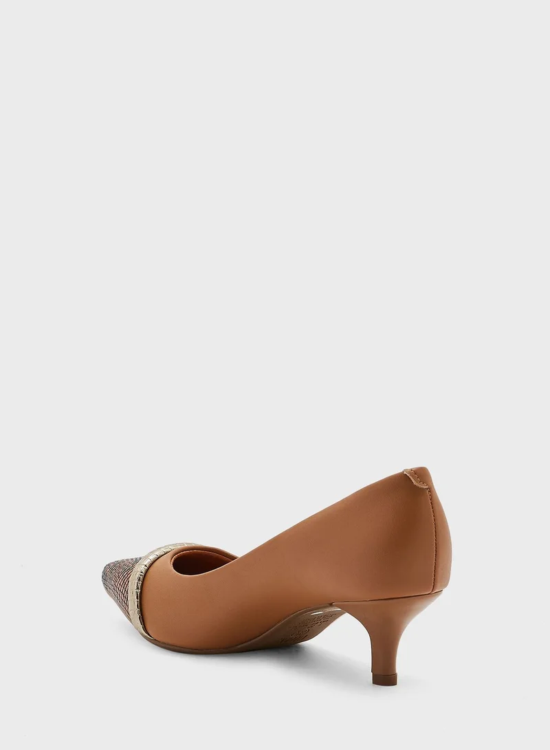 VIZZANO Mariah Pointed Toe Mid Heel Pumps