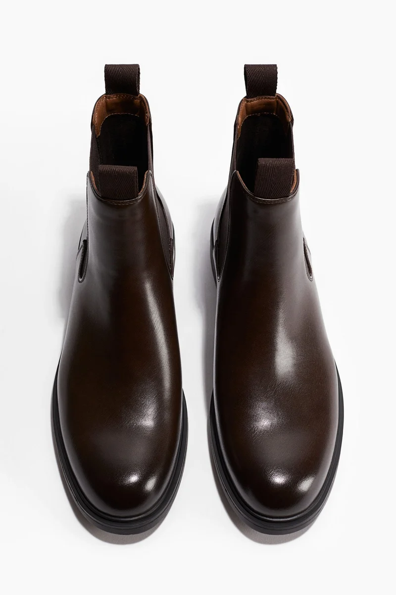 اتش اند ام حذاء تشيلسي