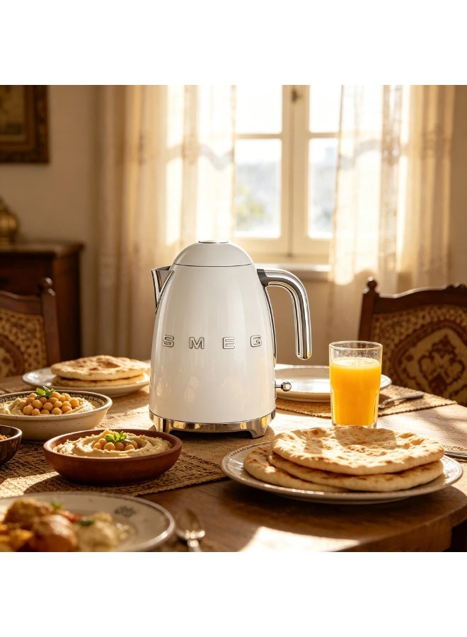 Smeg Vintage high-end temperature control 1.7L KLF03WHEU-2400W electric kettle (white) with British plug - Image 3