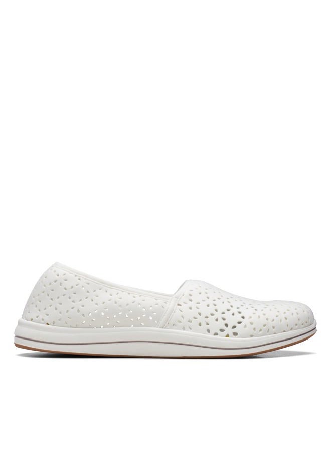 clarks Women's Breeze Emily Loafer, White Synthetic, 10 - Image 2