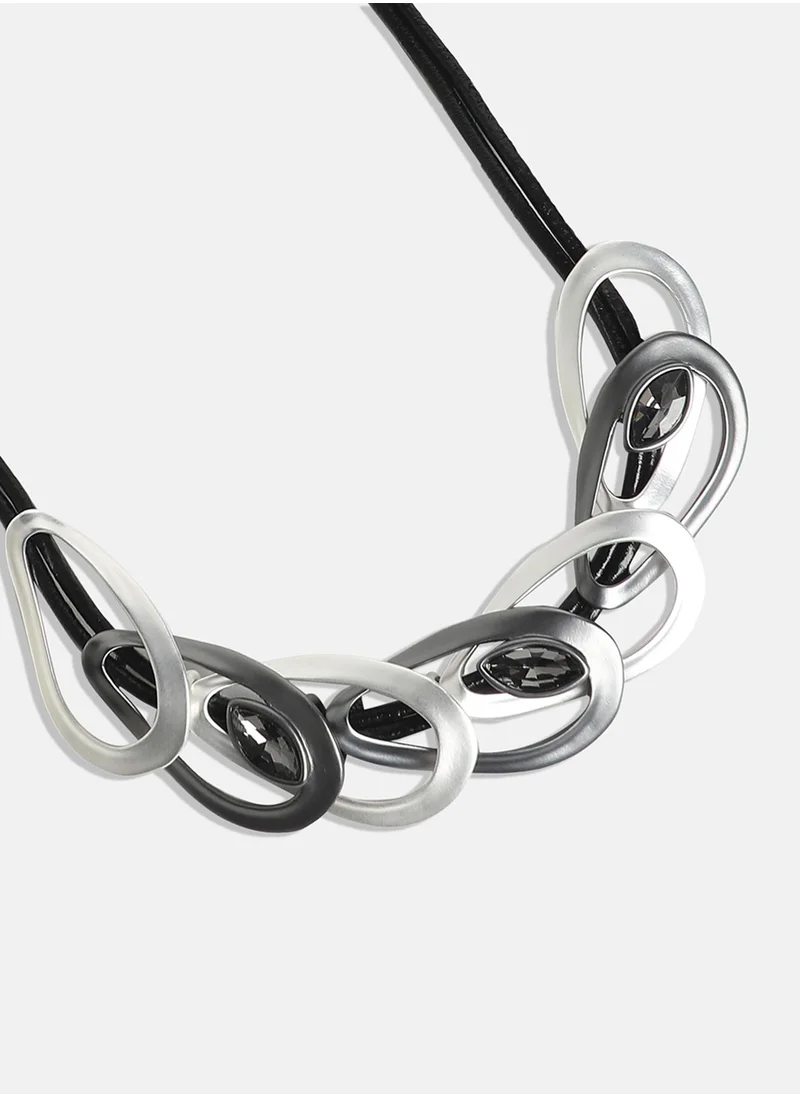 SOHI Oblong Halo Necklace