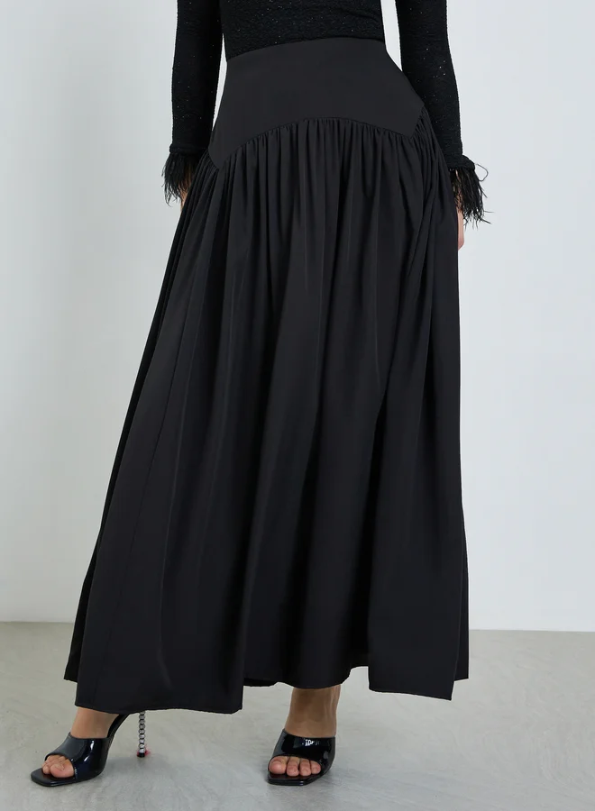 ستايلي تنورة ماكسي بكسرات وحزام خصر عريض