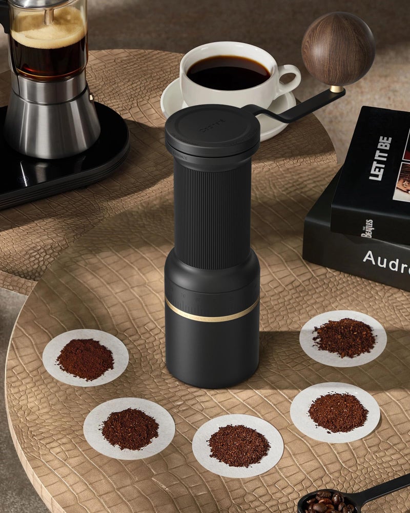 Cocinare ESSENCE GO B38 Ultra Manual Coffee Grinder – with Carrying Case Hand Grinder Capacity 30g, GhostEdge Ultra Burr & 80 Grind Settings, Perfect for Pour-over, Espresso, Cold Brew (Black) - Image 3