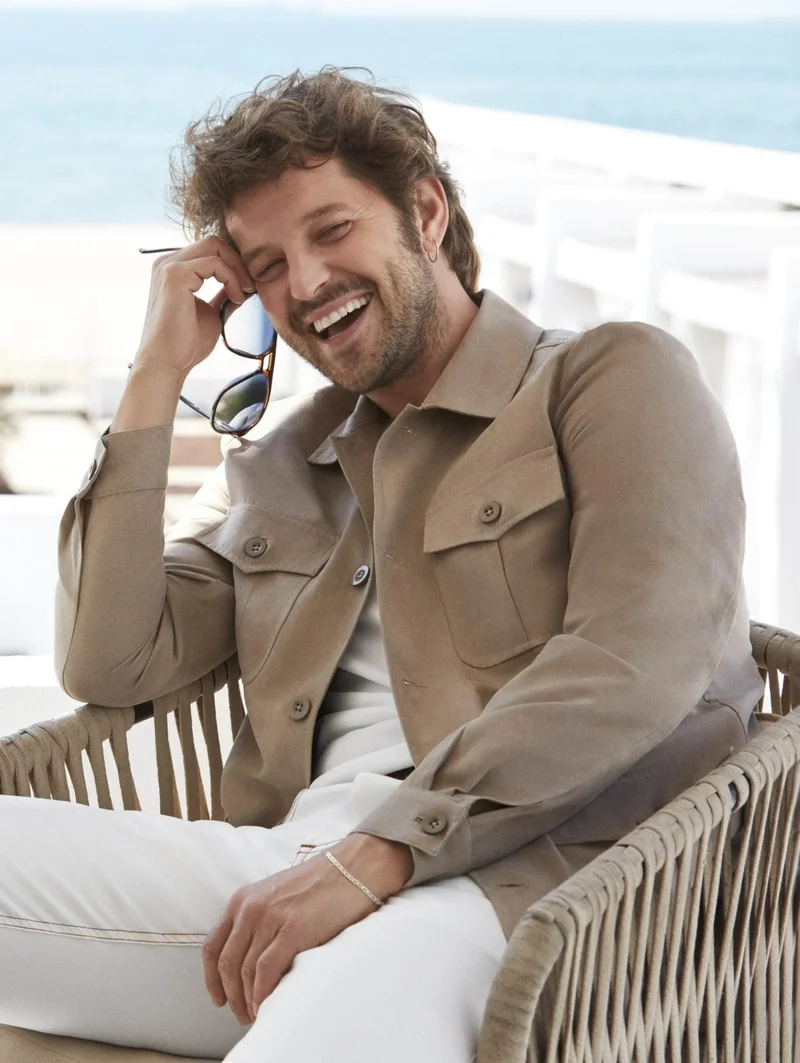 دوفي Beige Men's Regular Fit Plain Classic Collar Suede Coat - 104736