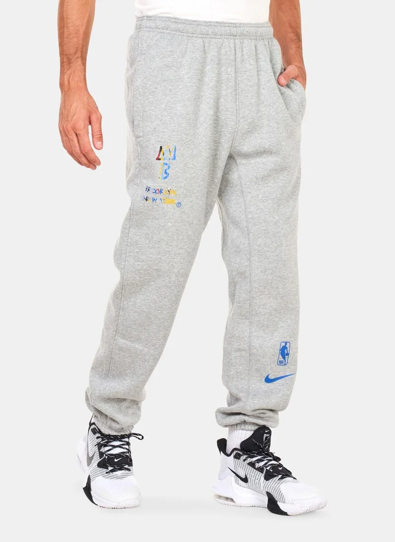 Nike Men's Brooklyn Nets Fleece Courtside Pants