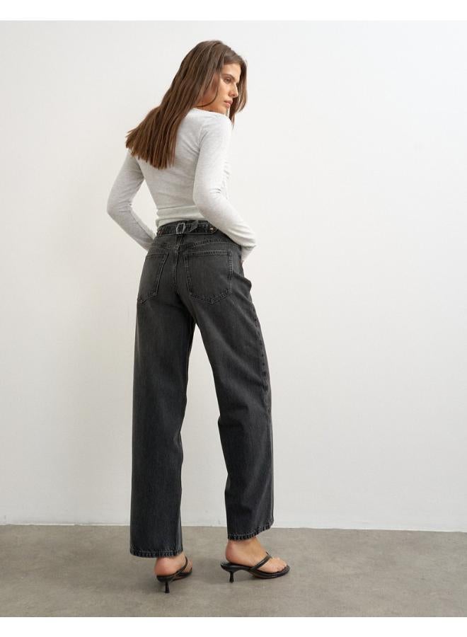 TOPSHOP Low Rise Wide Leg Denim Jeans - Image 2