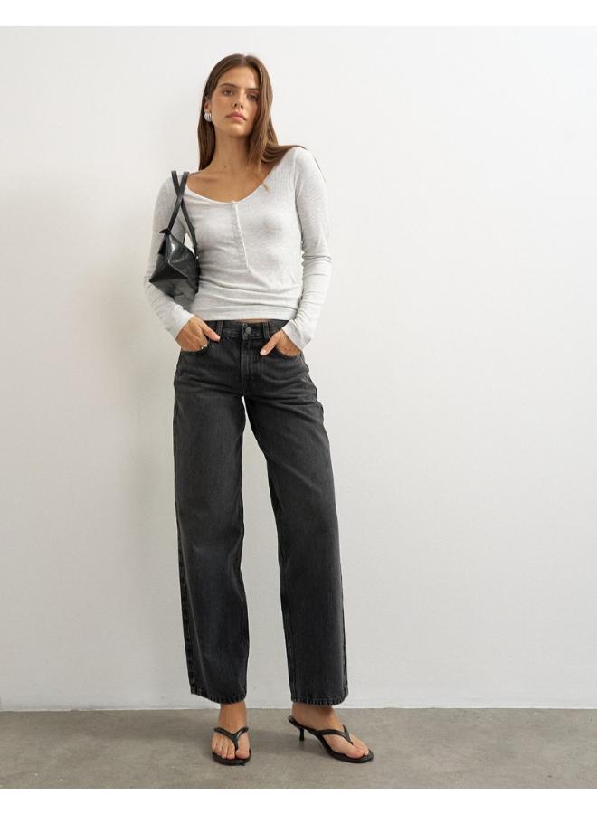 TOPSHOP Low Rise Wide Leg Denim Jeans - Image 1