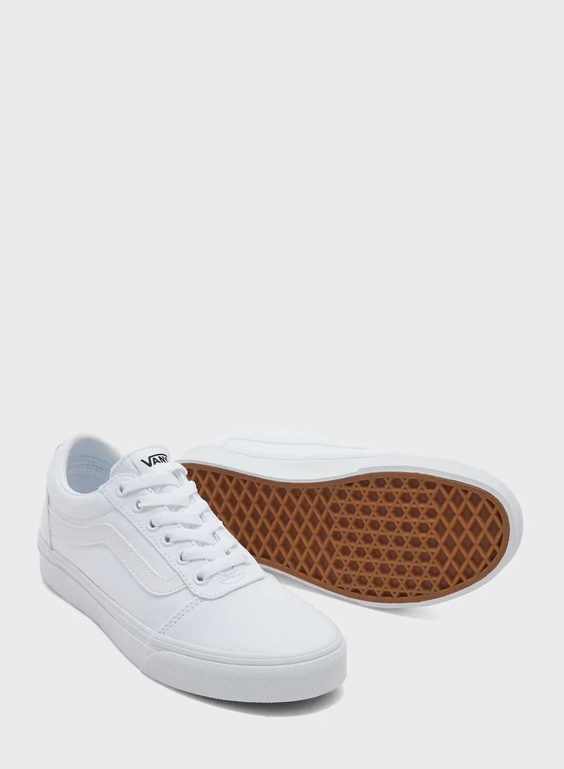 VANS Essential Asher Sneakers