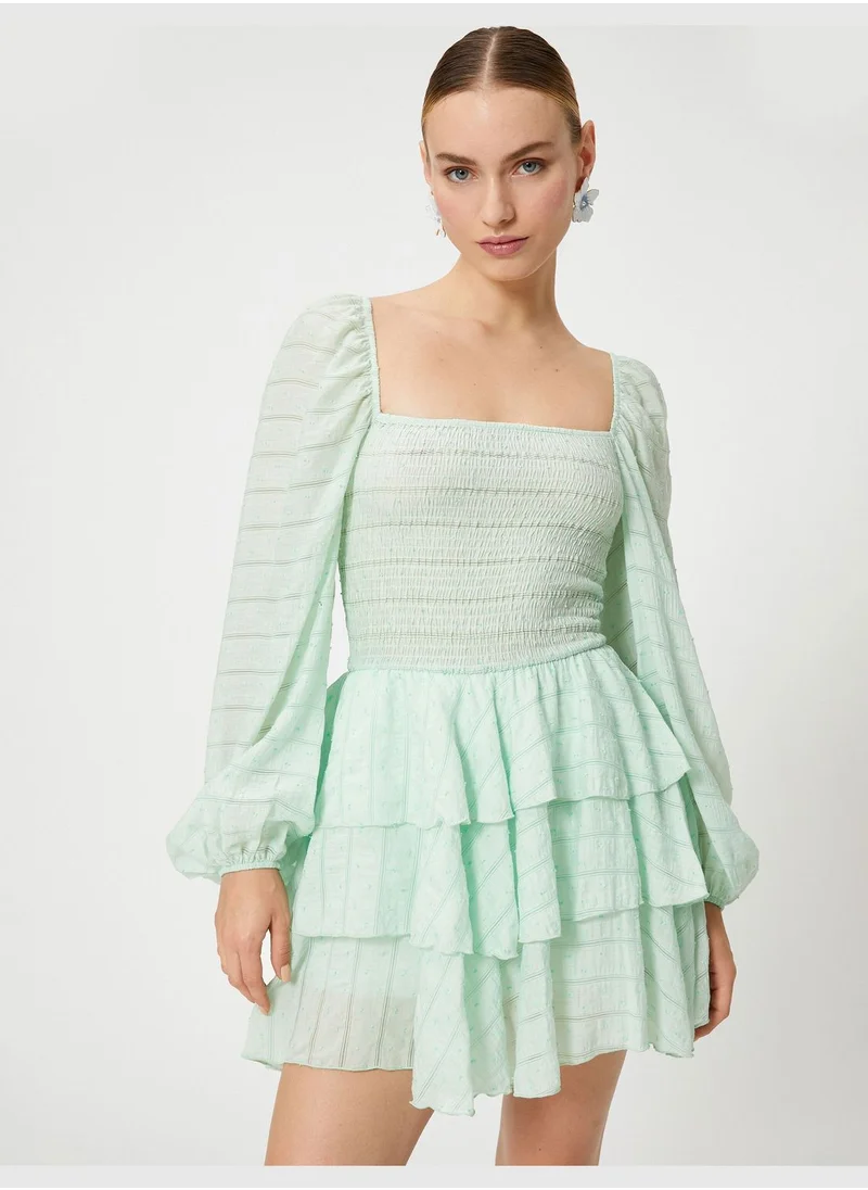 كوتون Tiered Puff Sleeve Mini Dress