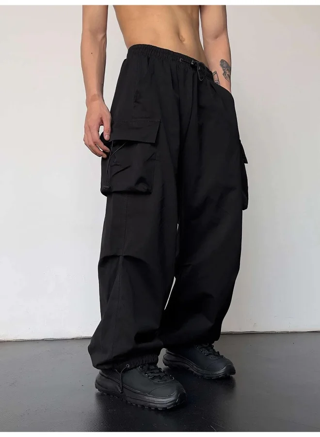 مانياك Mens Solid Side Pockets Black Nylon fabric Baggy fit Cargo Pant