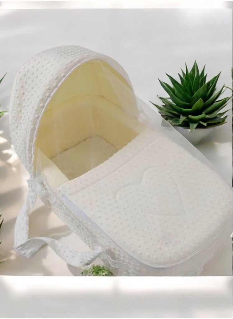 Portable baby bed with thick padded seat and high quality materials - stylish design with canopy to protect baby and raised embroidery - pzsku/Z0B1460AB408302B7C121Z/45/_/1737141455/ff33773d-f90e-4cb8-8746-d9a00c8a0e30