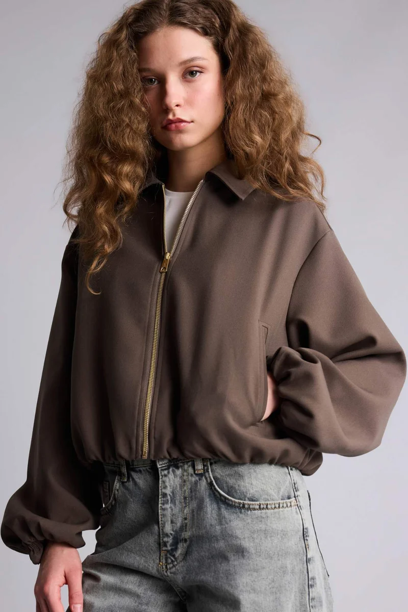 ديفاكتو Standard Fit Suede Puffer Jacket
