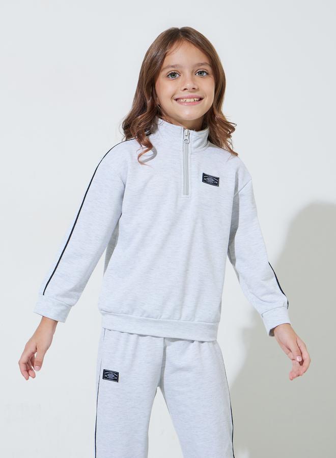 Styli Girls Grey Half-Zip High neck Sweatshirt and Joggers Set - Image 2