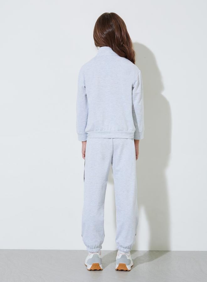 Styli Girls Grey Half-Zip High neck Sweatshirt and Joggers Set - Image 4