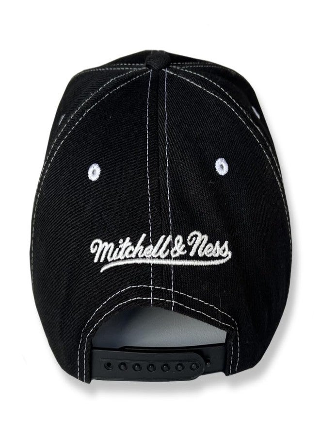 ميتشل آند نيس قبعة ميتشل آند نيس لوس أنجلوس ليكرز البيضاء على السوداء المتوهجة، قابلة للتعديل، سوداء، مقاس واحد - Image 3