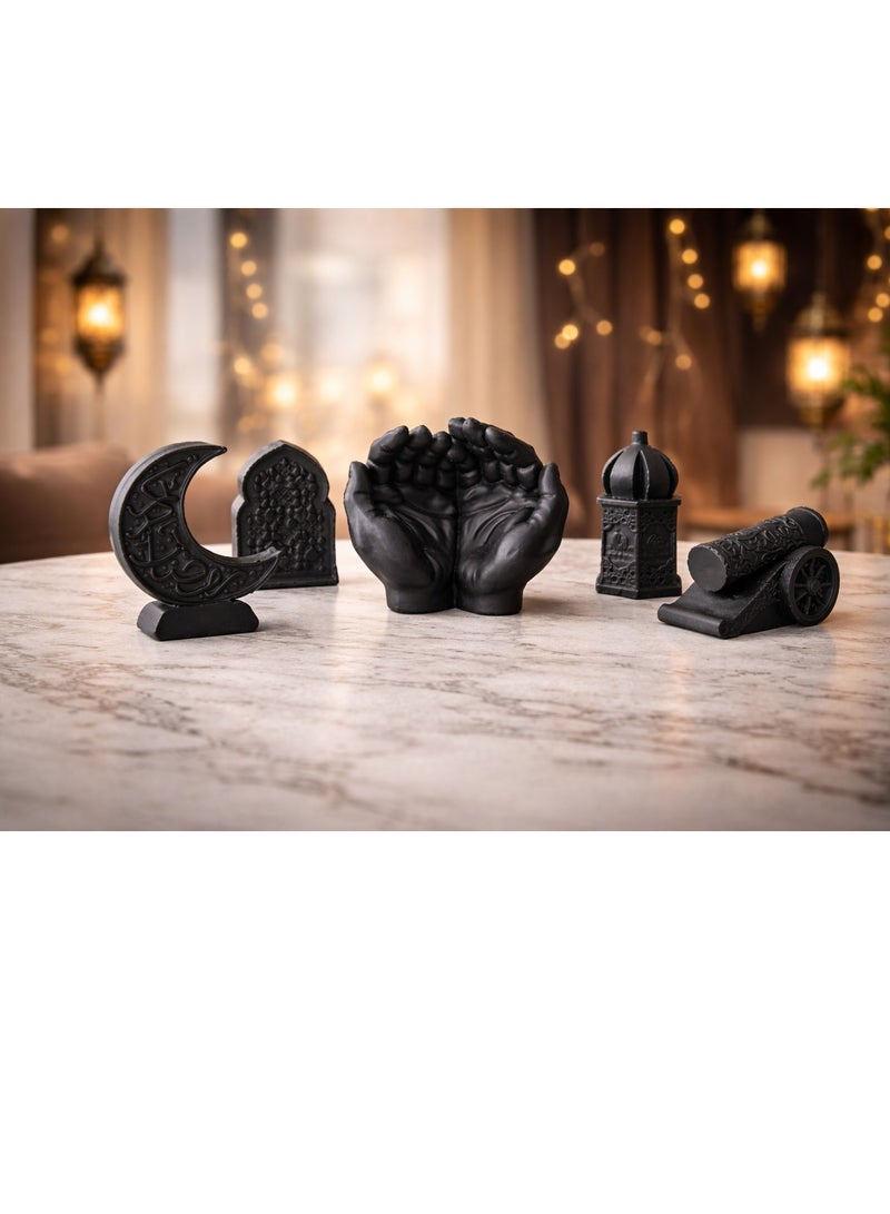 طقم تحف ديكورية إسلامية من الريزن – 5 قطع – ديكور منزلي وديكور رمضان – يد دعاء، هلال مزخرف، قبة مسجد، قبة اتجاه القبلة، مدفع رمضاني - Image 1