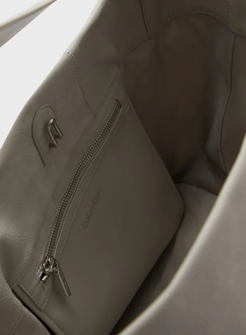 CALVIN KLEIN Texture Block Large Shopper