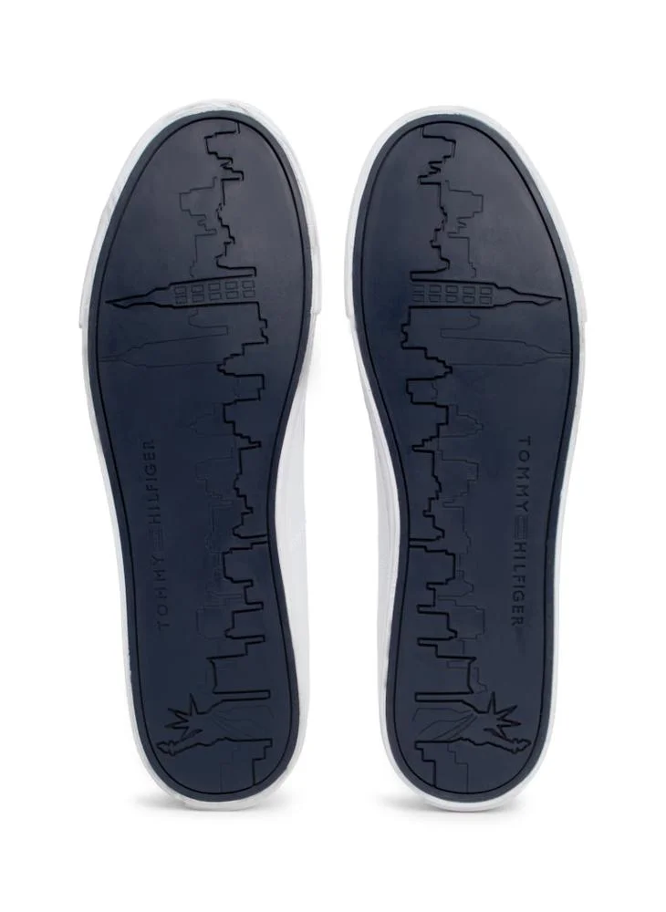 تومي هيلفيغر Canvas Lace Up Low Top Sneakers