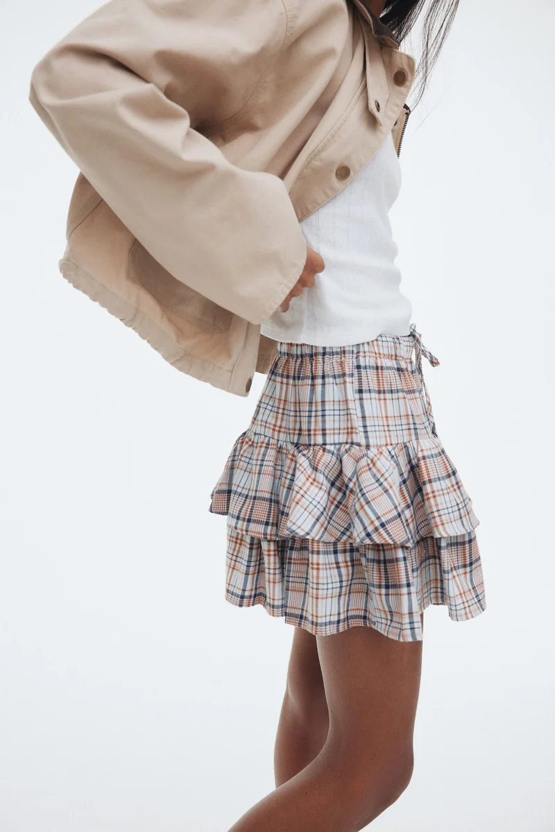 اتش اند ام تنورة متعددة الطبقات برباط