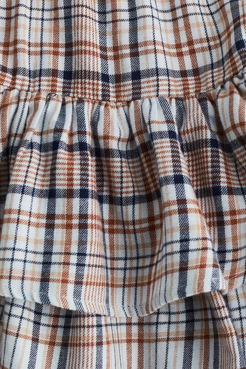 اتش اند ام تنورة متعددة الطبقات برباط