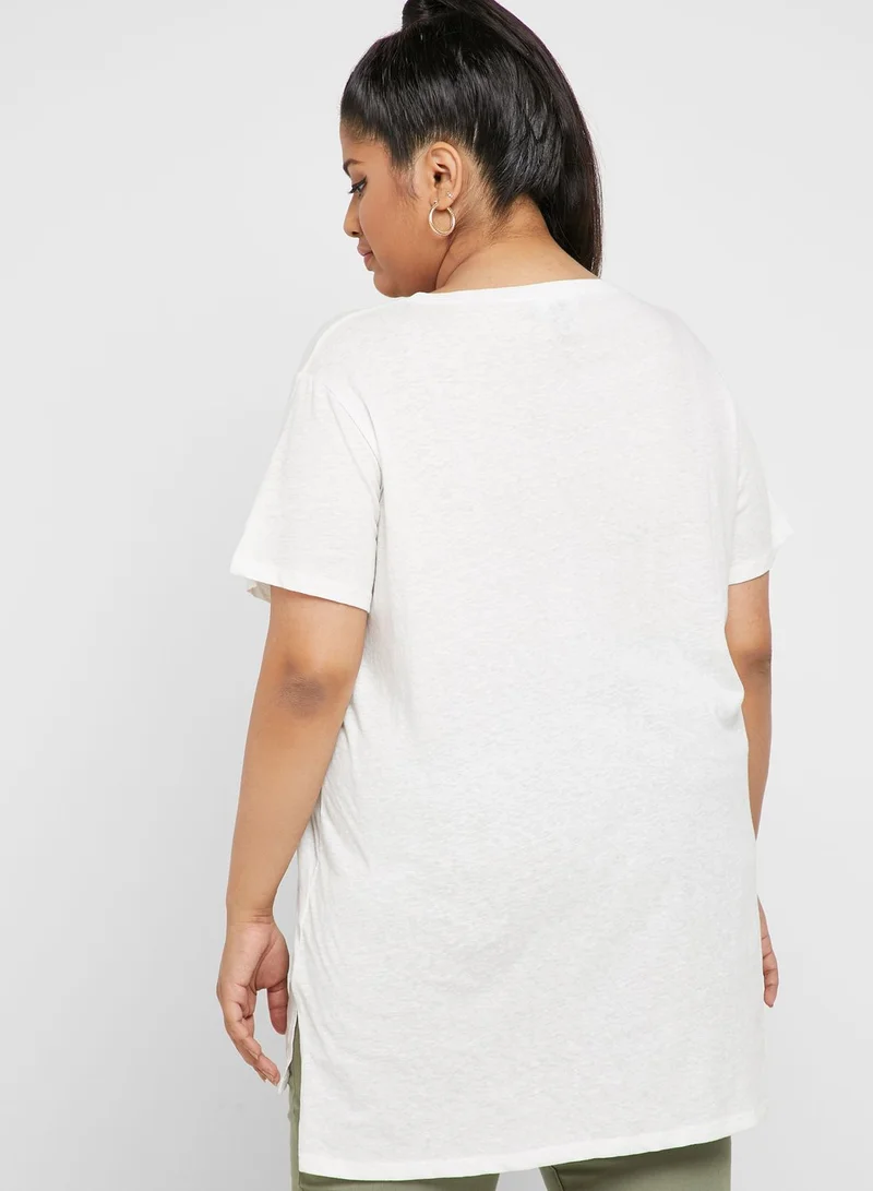 New Look Curve High Low Side Slit T-Shirt