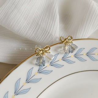 Japanese and Korean Style Vintage Earrings Womens Bell Earrings Small Fresh Style 2022 New Arrival Bow Sweet Elegant Ear Clip Without Ear Holes Ear clip - pzsku/Z0B223A915CE11A20FFB4Z/45/1746210287/66f84464-6c52-474e-b1cc-b4b548fddf20