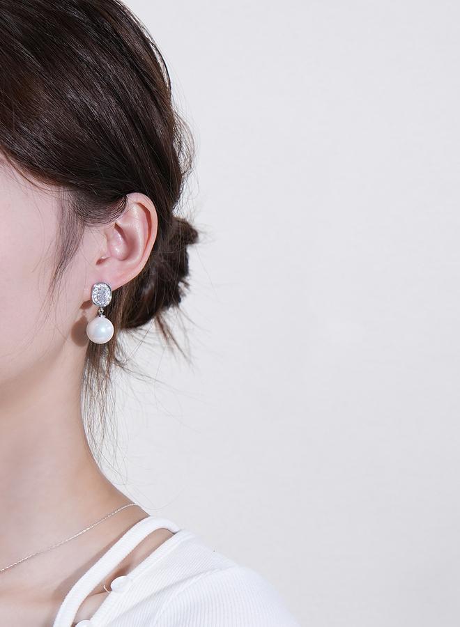 Take Two Gold Faux Pearl Embellished Earrings - Image 4