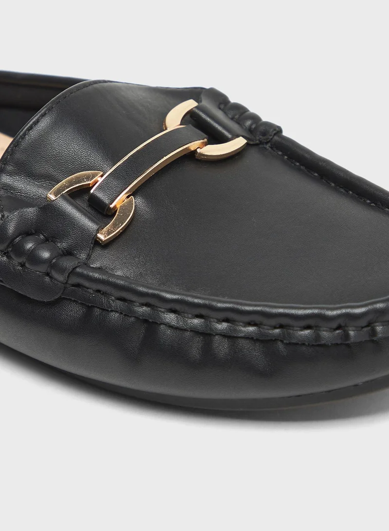 Le Confort Close Toe Slip Loafer