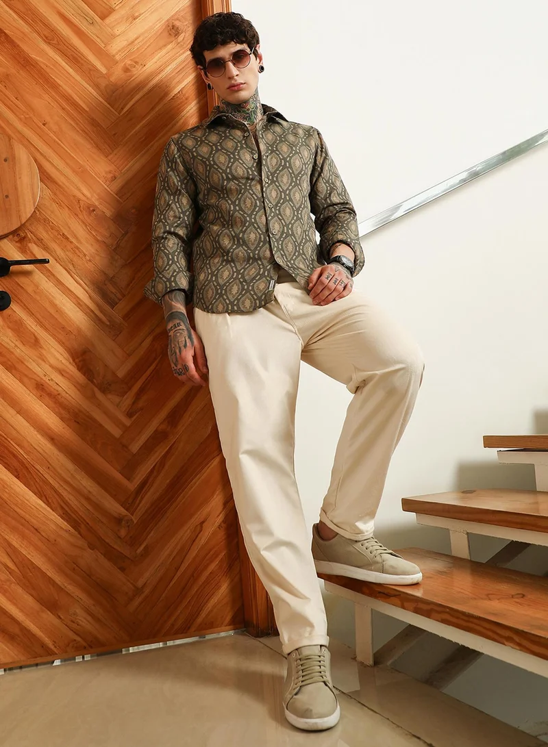 Campus Sutra Men's Olive Green Geometric Patterned Cotton Blend Full Sleeve Shirt