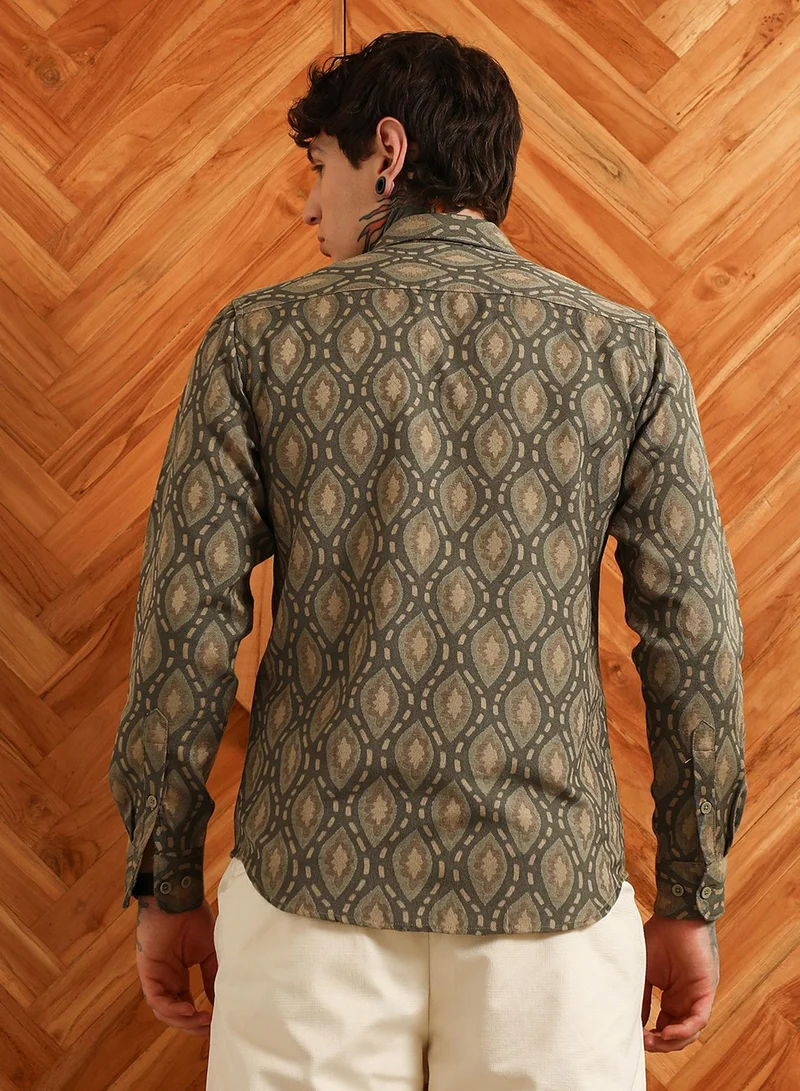 Campus Sutra Men's Olive Green Geometric Patterned Cotton Blend Full Sleeve Shirt