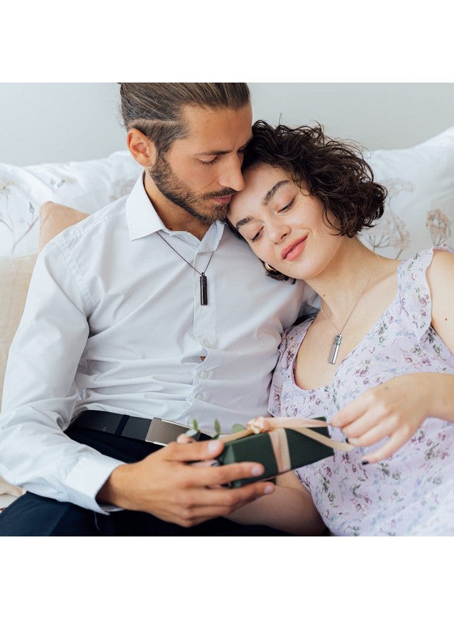 Maromalife قلائد ناشرة للزيوت العطرية للنساء 2 قطع قلائد العلاج بالروائح قلادة من الفولاذ المقاوم للصدأ أسطوانة ناشرة مع 20 وسادة شعور مجموعة هدايا ليوم الأم - Image 2