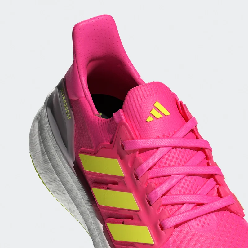 adidas ULTRABOOST 5 W