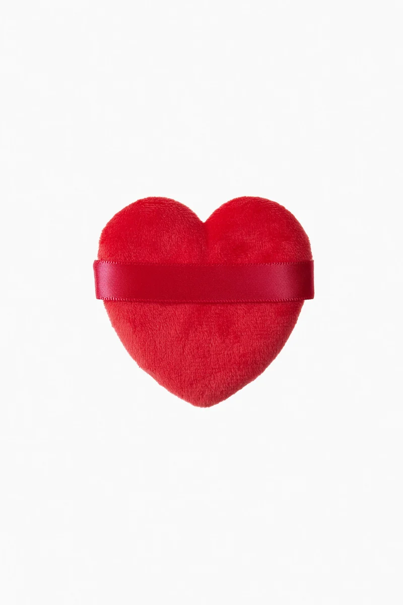 H&M Heart-shaped powder puff