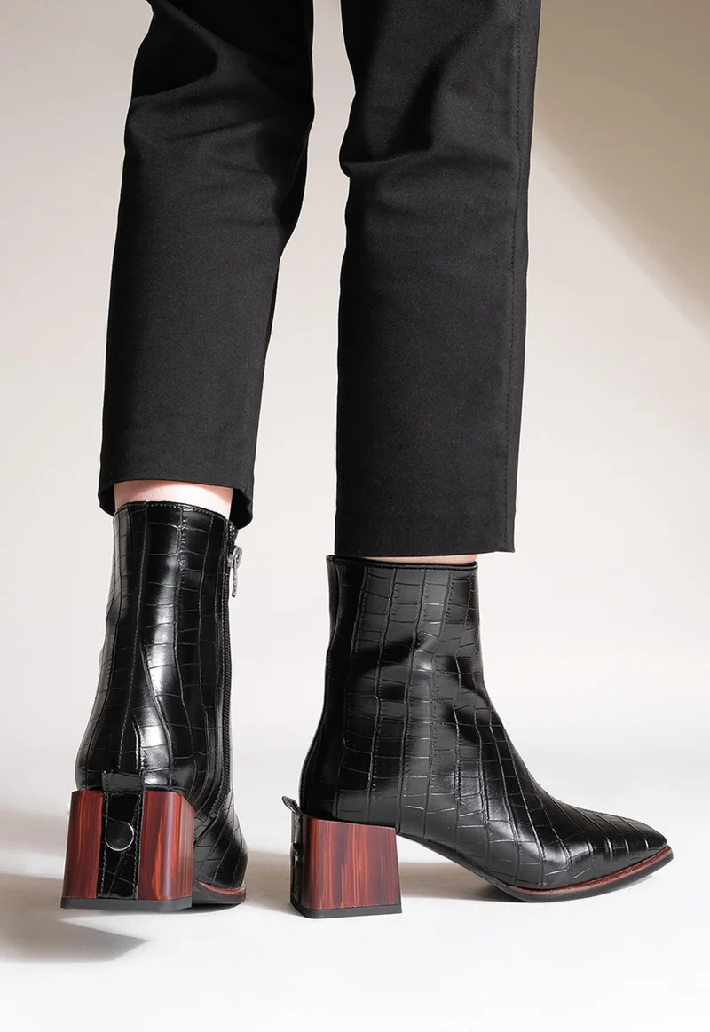 MARJIN Margin Women's Heeled Boots Blunt Toe Wooden Heel Zippered Sayen