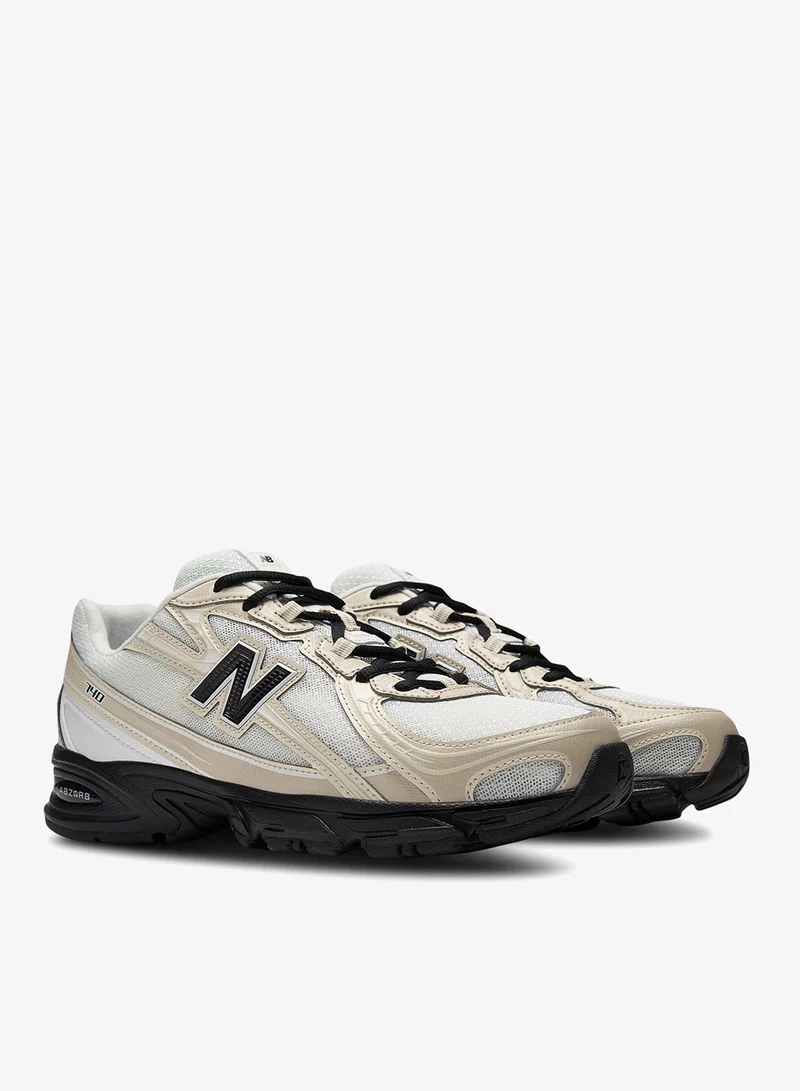 New Balance 740 Shoes