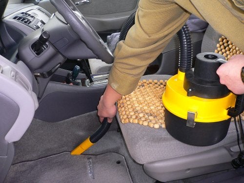 Wagan 750 Wet and Dry Ultra Vac with Air Inflator - Image 2