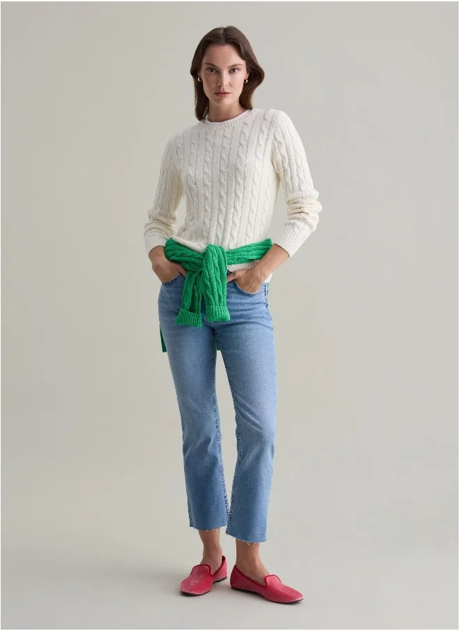 او في اس Ribbed pullover with cable-knit design