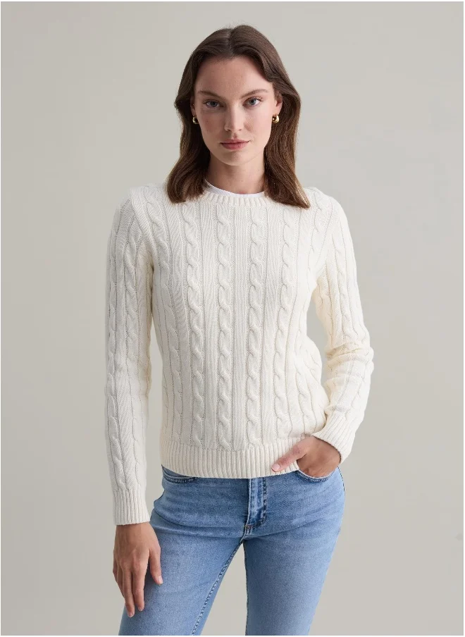 او في اس Ribbed pullover with cable-knit design