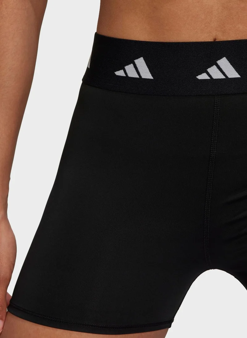 adidas شورت ضيّق Techfit