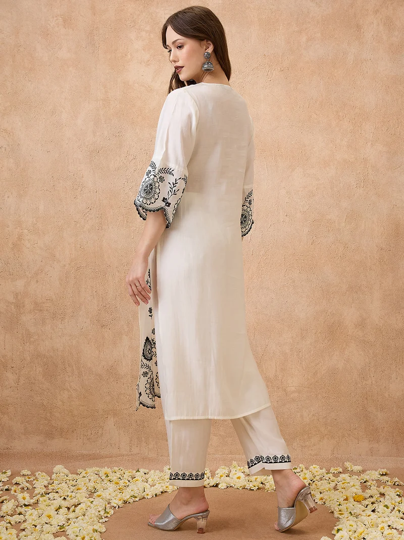 globus Women Scalloped Hem Bell Sleeves Floral Embroidered Kurta & Straight Pants Festive Set
