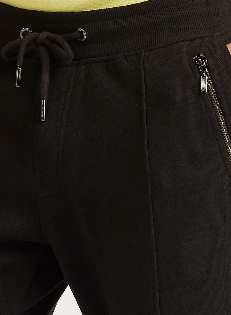 Iconic Iconic Solid Joggers with Drawstring Closure and Pockets