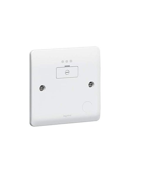 Legrand Synergy White - Fused Connection Unit 13A 250V UnSwitched With Cord Outlet & power indicator - 730033
