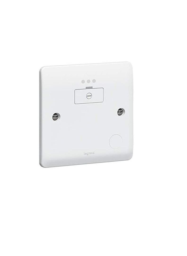 Legrand - Legrand Synergy White - Fused Connection Unit 13A 250V UnSwitched With Cord Outlet & power indicator - 730033 - Image 1