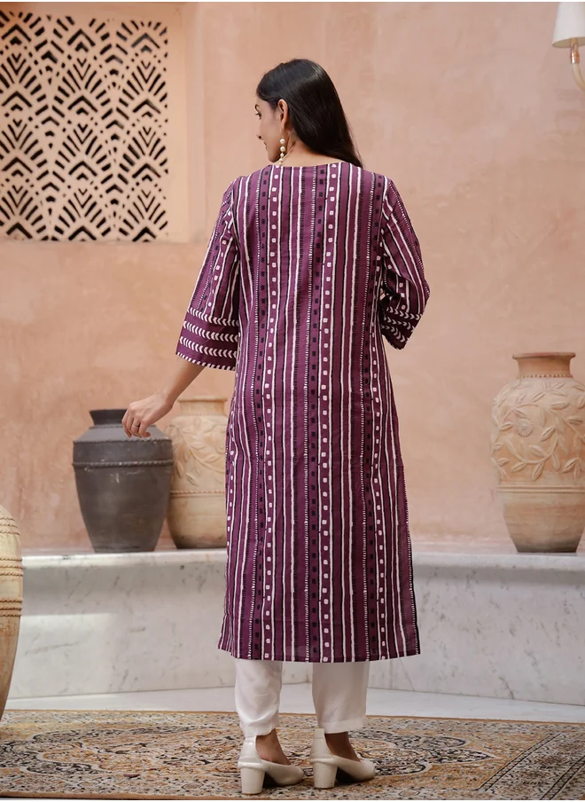 sanskrutihomes Sanskrutihomes Striped Kurta with Side Slit