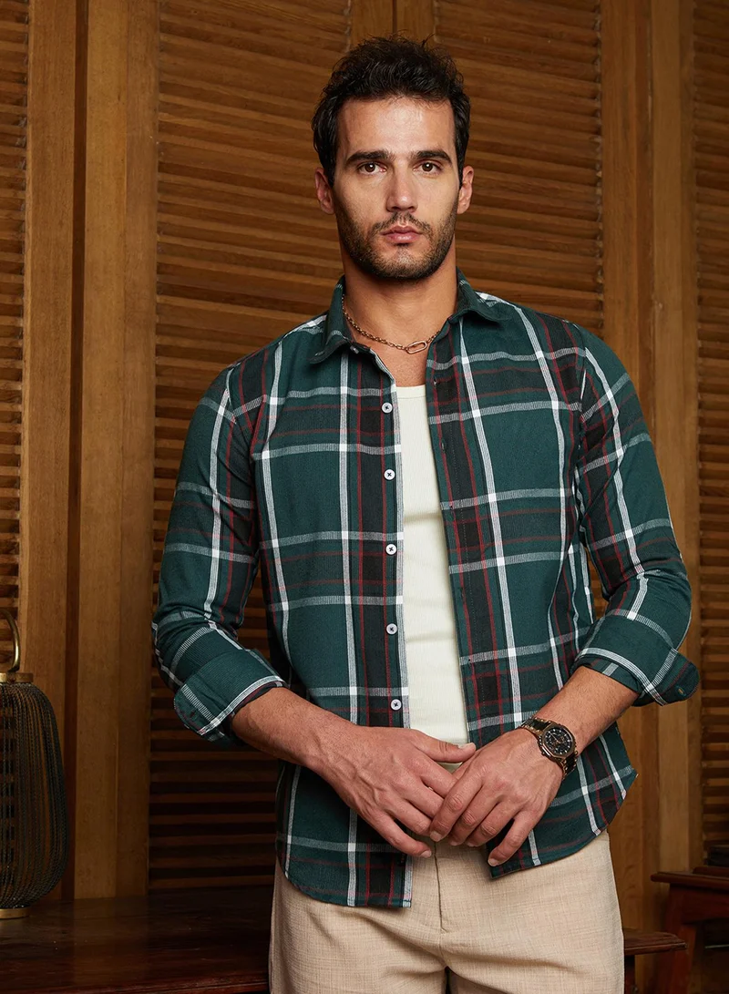 Campus Sutra Campus Sutra Men's Emerald Green Ribbed-Plaid Relaxed Shirt For Casual Wear | Spread Collar | Long Cuffed Sleeves | Button Closure | Shirt Crafted With Comfort Fit For Everyday Wear