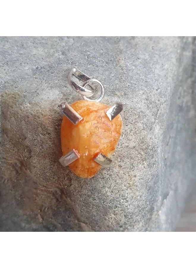 قلادة ماني ماتش المعتمدة من شركة BAGUE من حجر البحر باللون الفضي الألماني (كريمي)  - Image 4