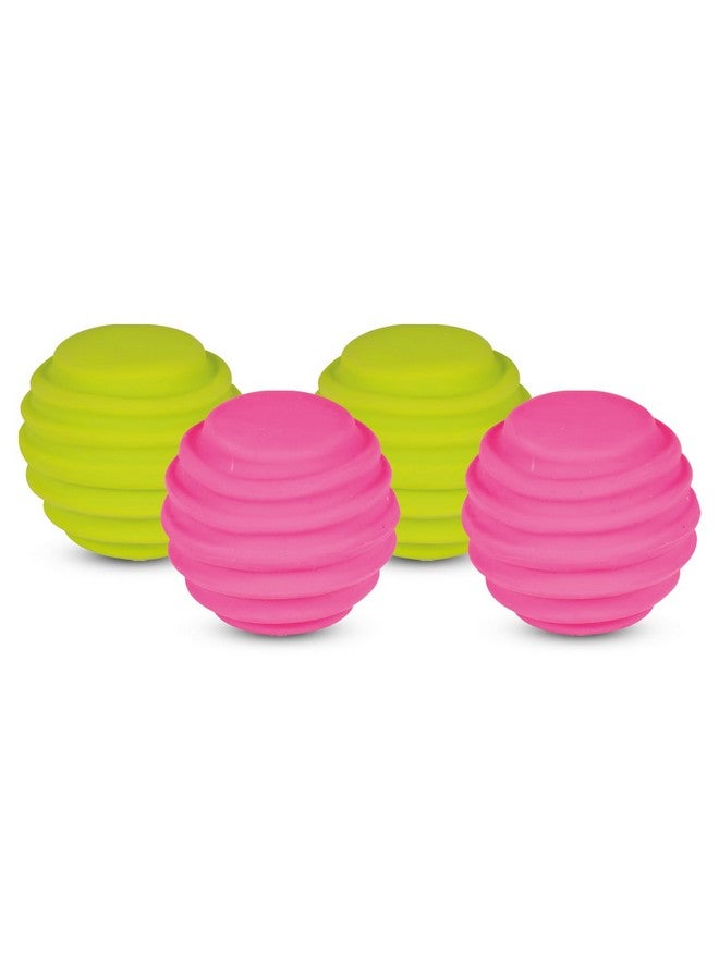 تريكسي :- لعبة الكرة المرنة للكلاب | مصنوعة من مادة اللاتكس المتينة وغير السامة، رائعة للعب الإحضار والاسترجاع | تأتي مع صرير لمزيد من المرح - 6 سم (عبوة من 4 قطع)